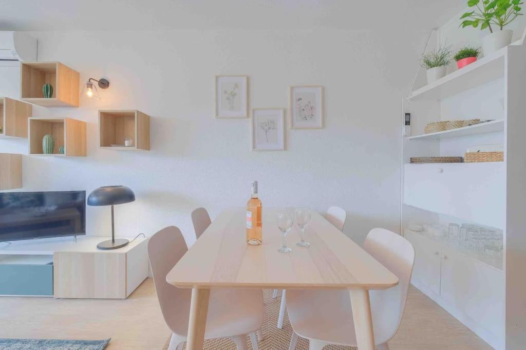 Boreal 4 Pax Bord De Mer Apartment Saint-Raphael  Exterior photo