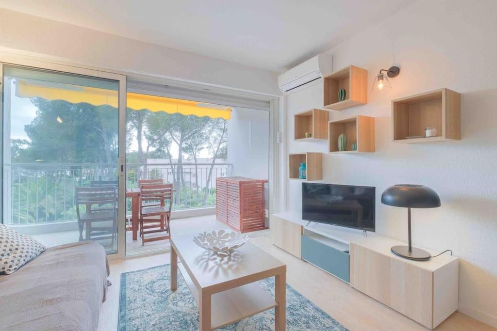 Boreal 4 Pax Bord De Mer Apartment Saint-Raphael  Exterior photo